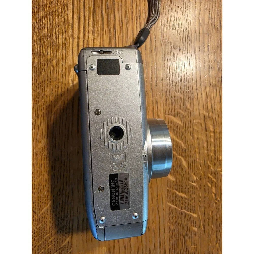 Canon Sure Shot 150u Date 35mm Point & Shoot Film Camera 38-150mm